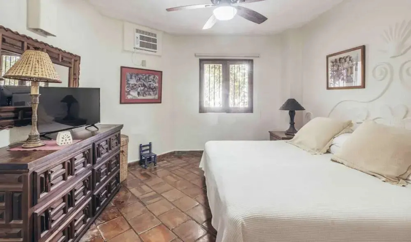 Ocean View 2Br Condo-balcony-beach-pool - 908