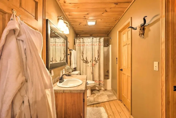 2 Bedrooms Cottage