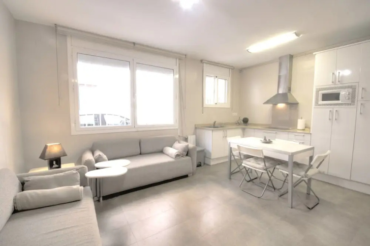 Benet Apartment