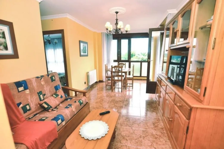 2 Bedrooms Apartment with sea view
