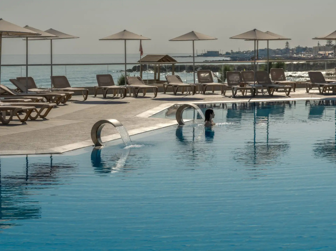 Themis Beach photo 17