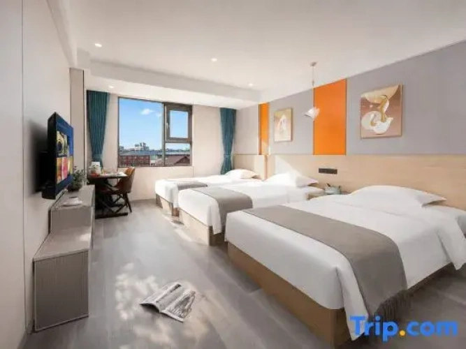 Premier room