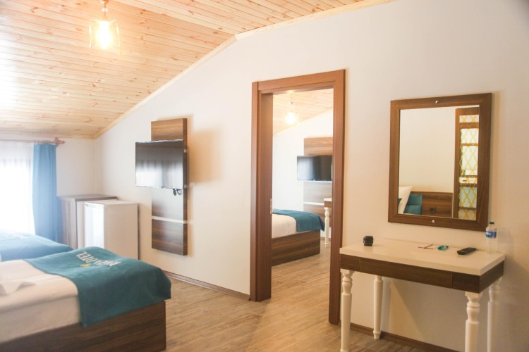 Deluxe Double Suite