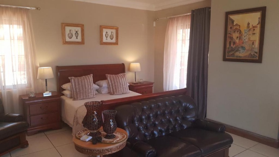 Double Suite