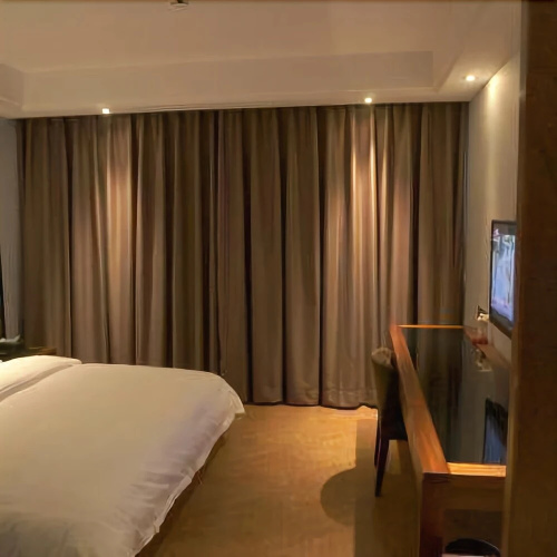 Longshan Hotel