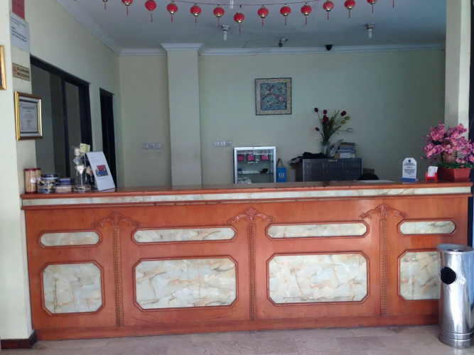 Hotel Lautze Indah