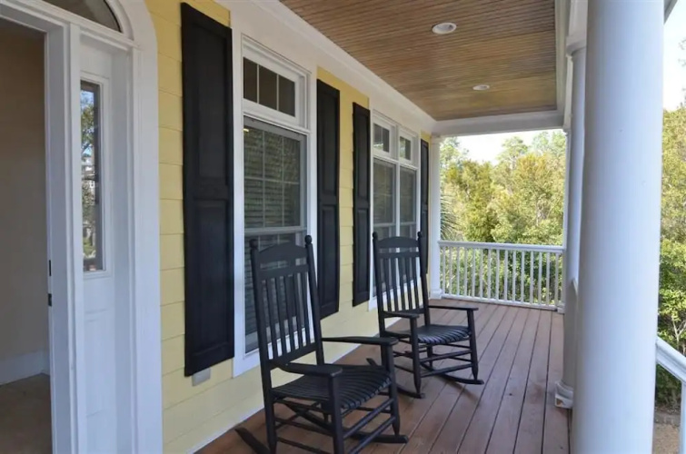 Beach 4 Bedroom Home