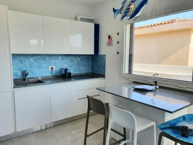 2 Bedrooms Apartment