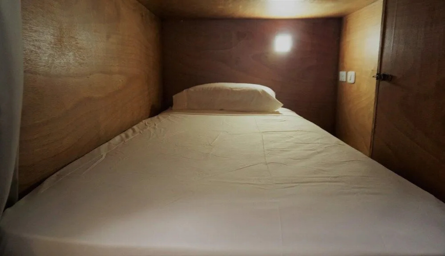 Akih Pods Hostel