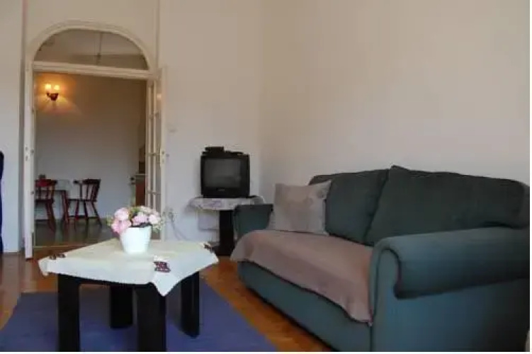 Hill Apartman