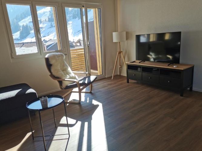 2 Bedrooms Apartment