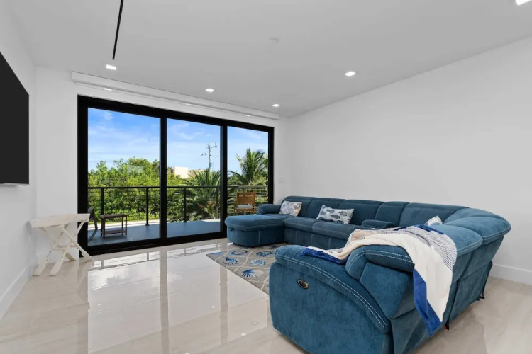 Ocean Muse Lux Waterfront Escape Pool Dock