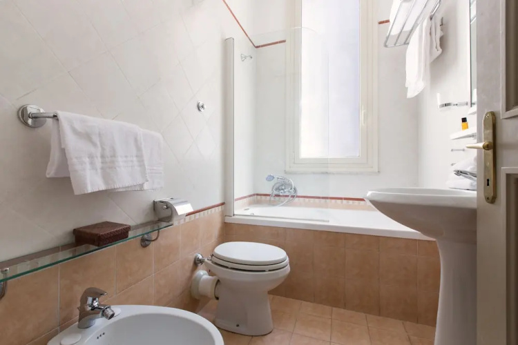 Rome Accommodation - Cavour