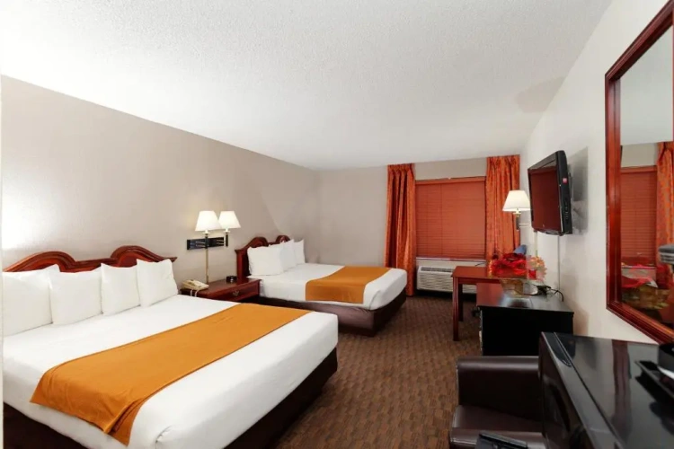 Standard Quadruple room