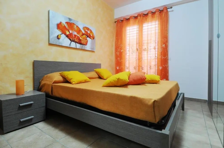 3 Bedrooms Cottage
