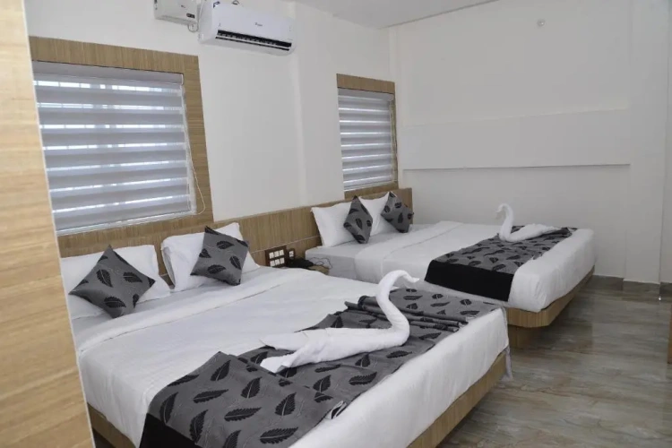Deluxe Quadruple room