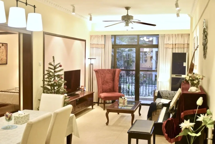 3 Bedrooms Family Suite with balcony and with courtyard view