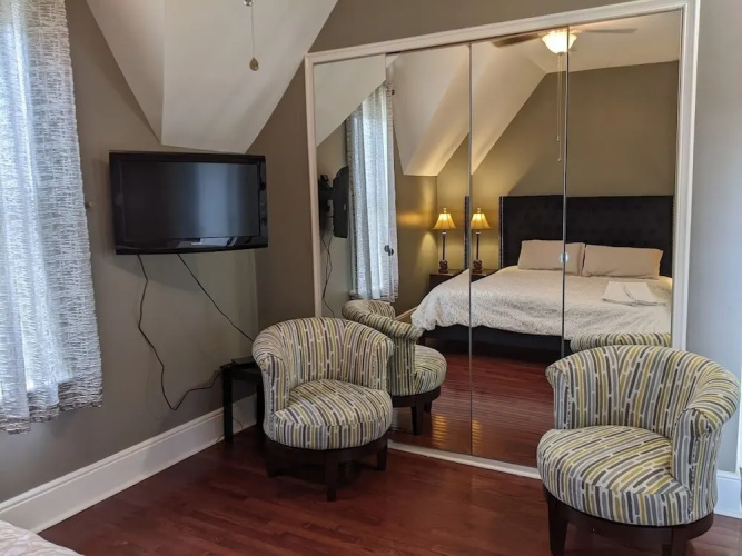 Stratford Suites - 66 Daly Ave