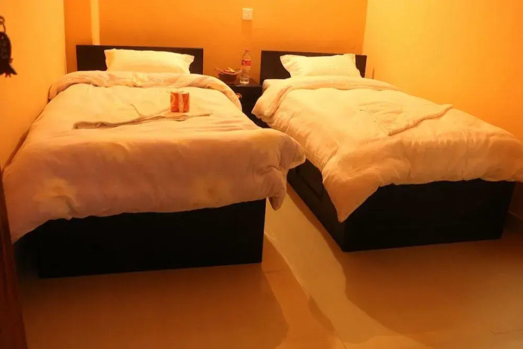 Hotel Eagle Zone