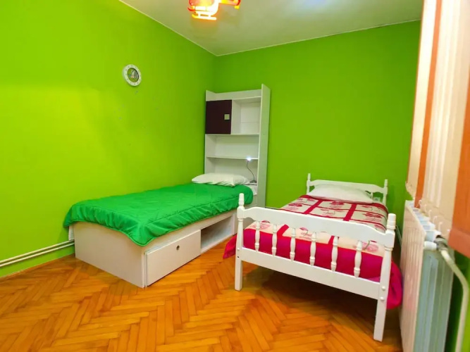 Apartment 1383
