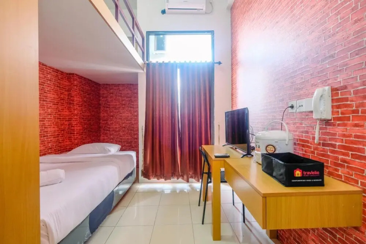 Cozy and Simple Studio at Dave Apartment