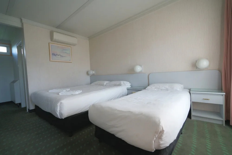 Olympia Motel