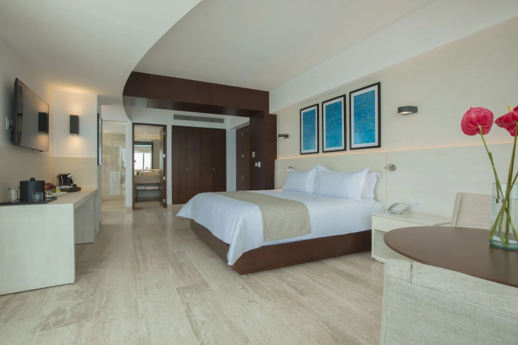 Altitude at Krystal Grand Cancun - All inclusive