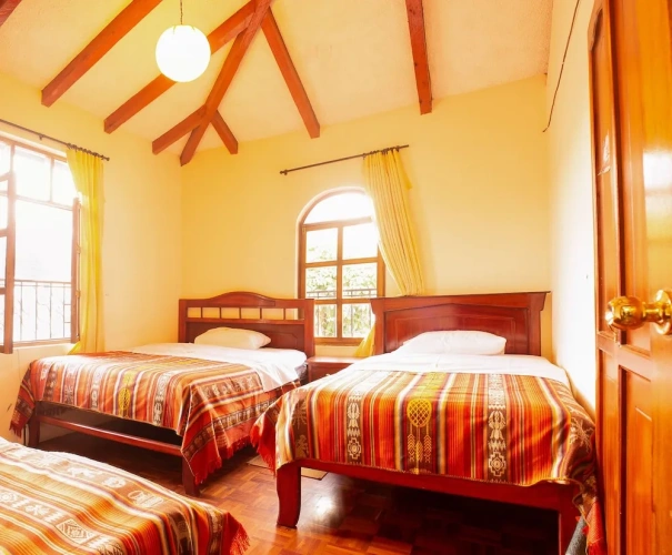 Standard Triple room