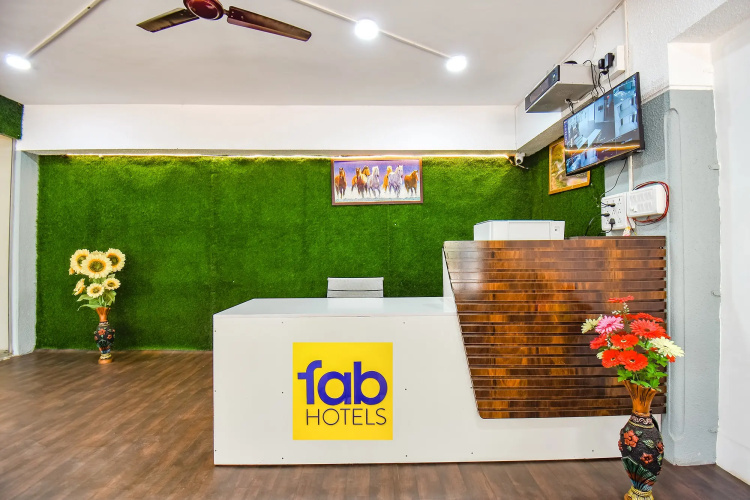 Fabhotel Skylight Studio Rooms