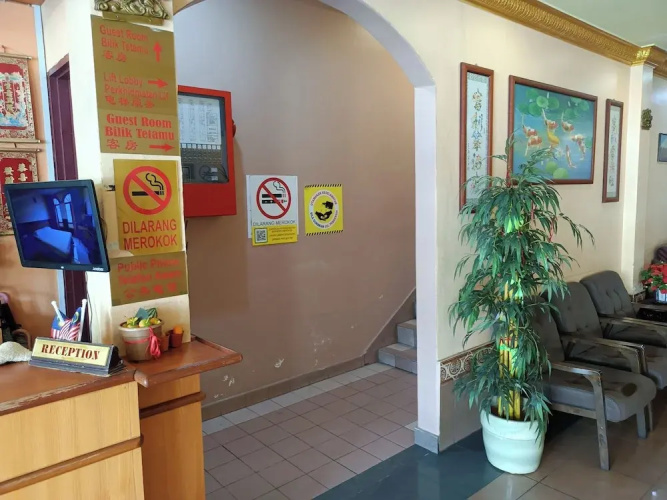 FullyWell Hotel