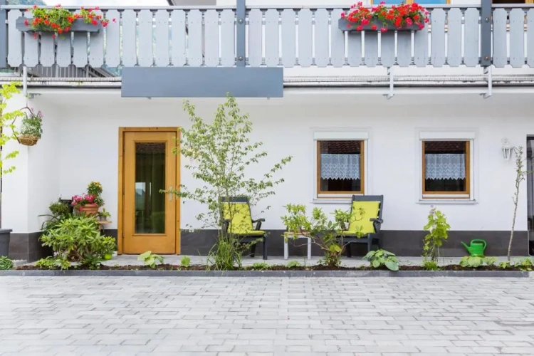 Standard Apartment