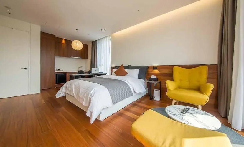 Standard Suite