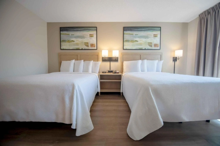 Quadruple Suite
