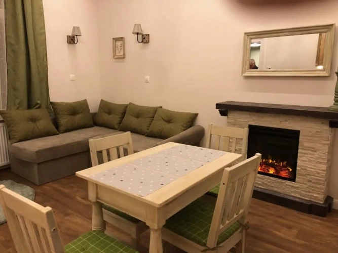 Deluxe Apartment