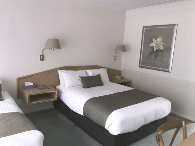 1 Bedroom Deluxe Triple room