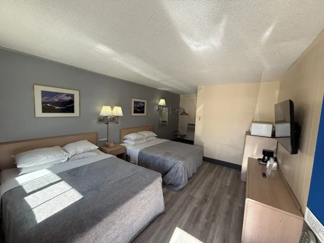 Classic Quadruple room