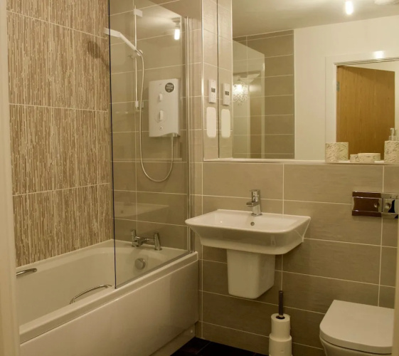 2 Bedroom Flat In Edinburgh