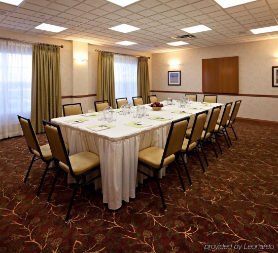 Country Inn & Suites By Radisson, Calgary-Northeast photo 19