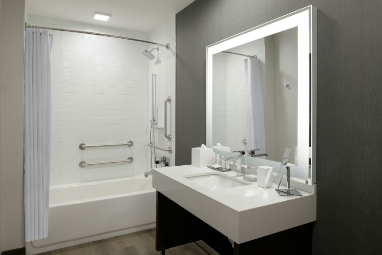 Marriott Tacoma Downtown photo 11