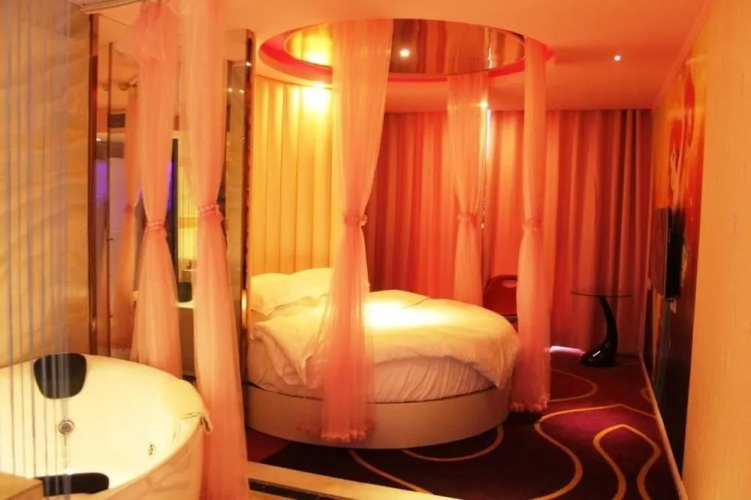 Xinyang Jin Hanting Hotel