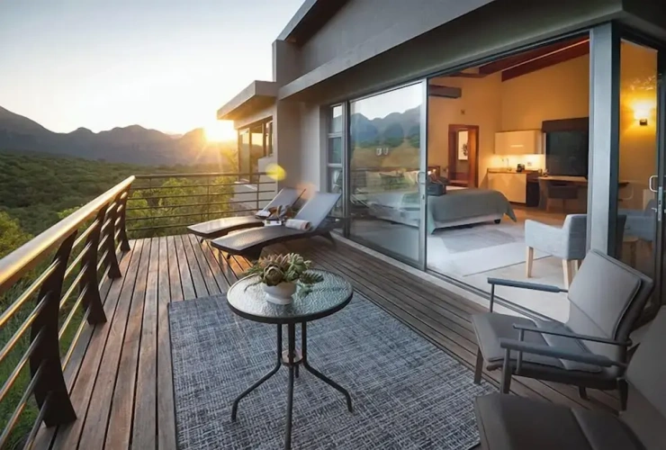 Luxury Suite