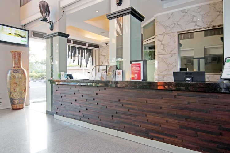 ZEN Rooms Basic Sunset Road Boutique Hotel