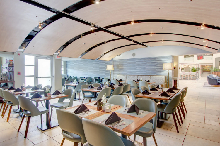 Crowne Plaza Charleston Airport photo 27