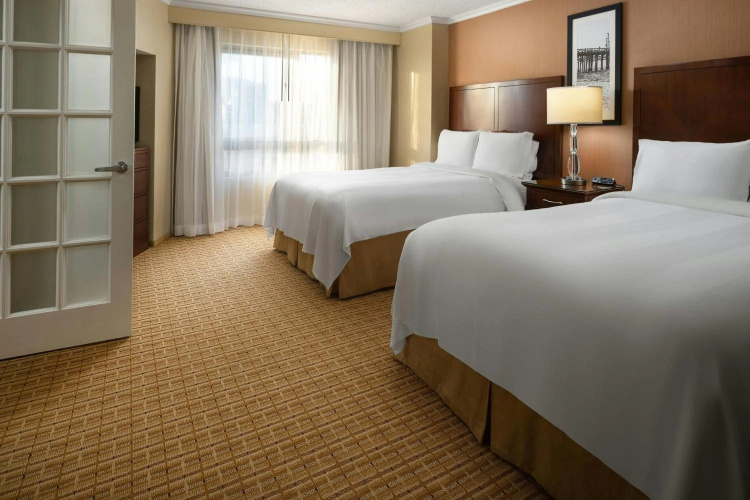 Marriott Newport Beach Bayview photo 7