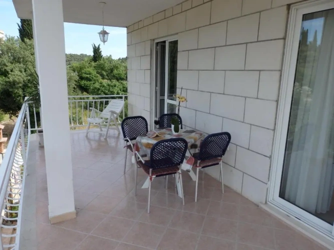 1 Bedroom Apartment with balcony and with view
