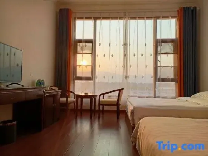 Standard Twin Family room