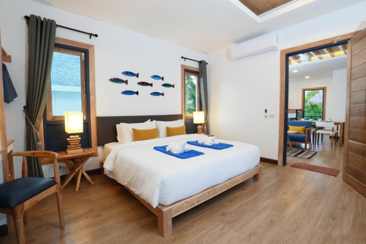 2 Bedrooms Villa