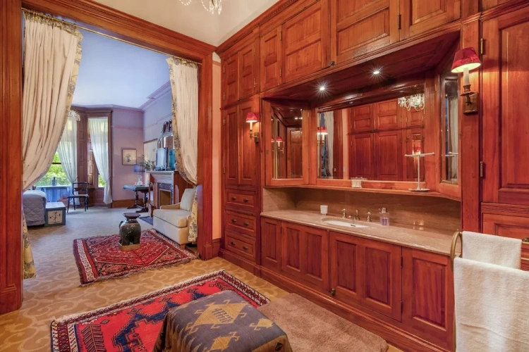 2 Bedrooms Luxury Suite