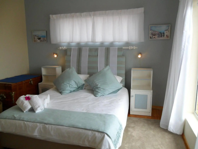 Breakaway Apartment