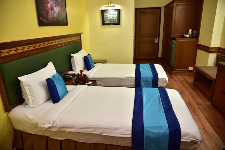 Mint Cyber Suites